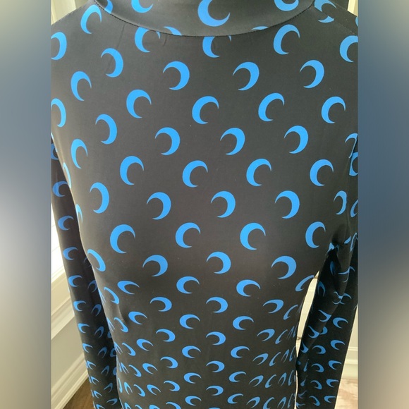 Moon Patterned Print Long Sleeve Cowl Neck Shirt Black Blue Women’s Size Medium - Picture 4 of 9